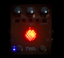 WAHXIDIZER™<br>envelope-controlled fuzz<br>